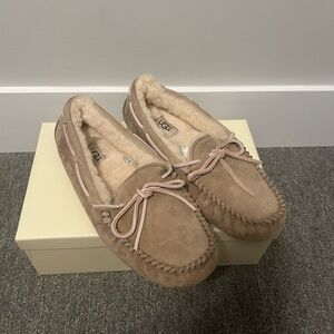 UGG Women's Moccasins in Tan